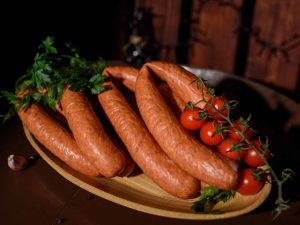 Česnakinė karšto rūkymo dešra apie 350g/vnt